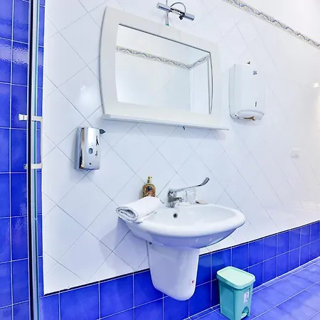 Guesthost - La Casa Del Presepe House * Napels