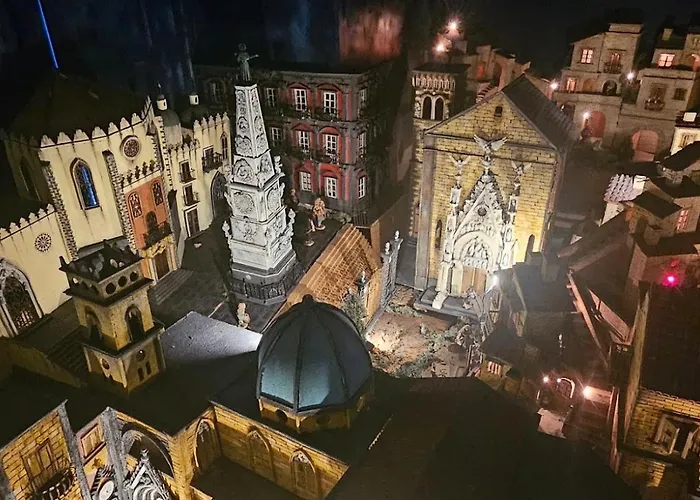 Guesthost - La Casa Del Presepe House Appartamento Napoli