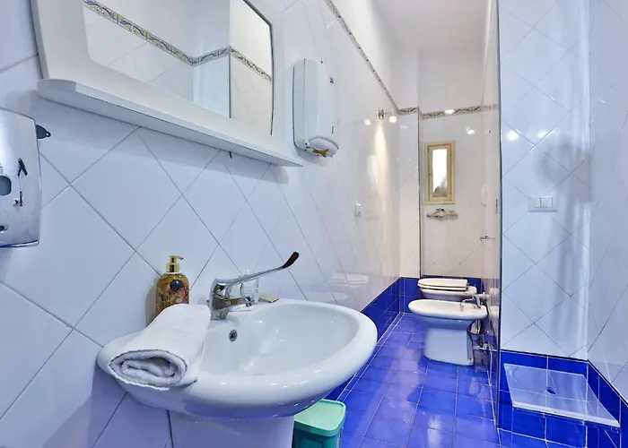 Guesthost - La Casa Del Presepe House Napoli